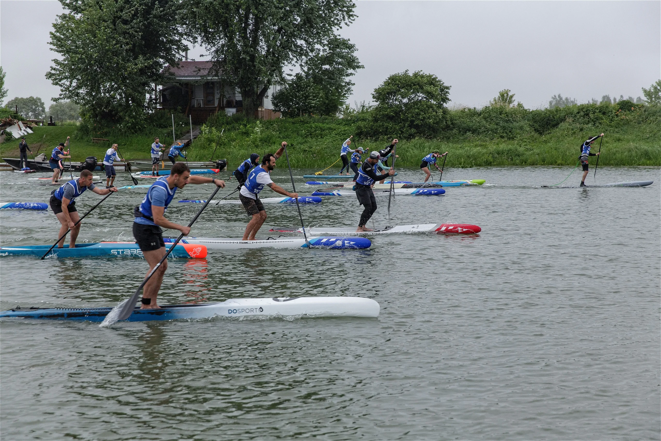 Les Îles à la planche, compétition de SUP